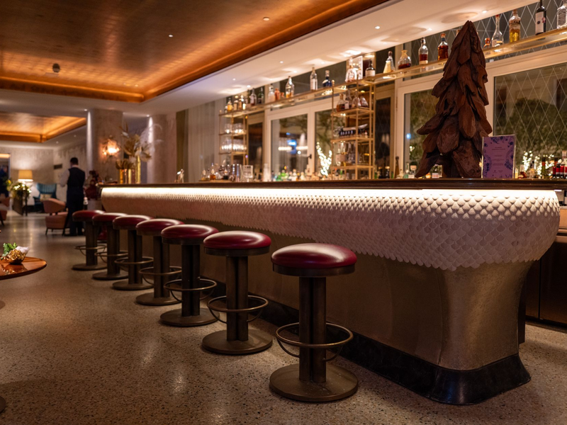 Bar and lounge at Coromandel Club